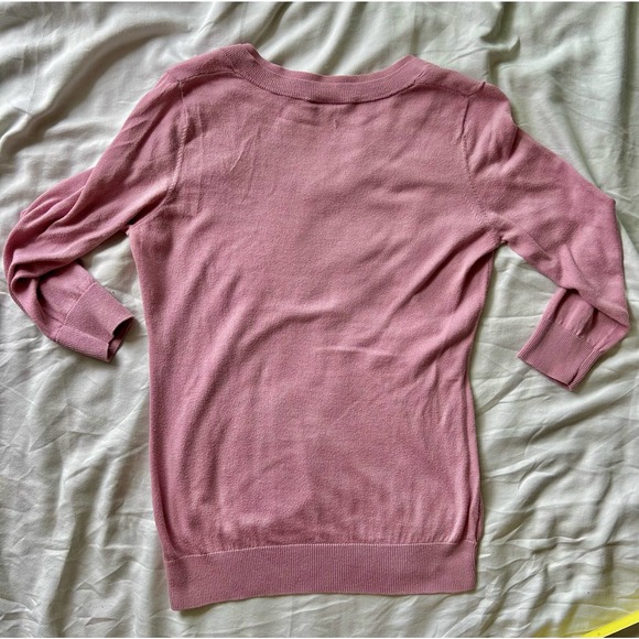 EUC Ann Taylor LOFT VNeck Sweater Mauve Pink size Small - Picture 4 of 7